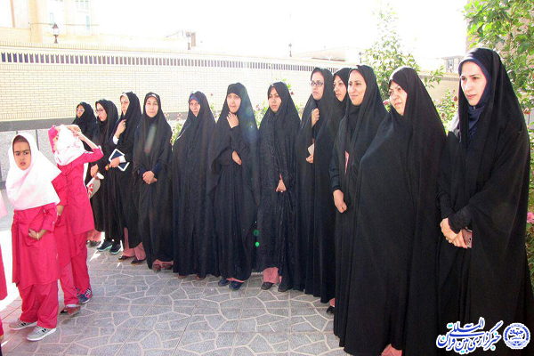 عکس: نواخته شدن زنگ قرآن و عترت در بنیاد امیرالمومنین ابرکوه