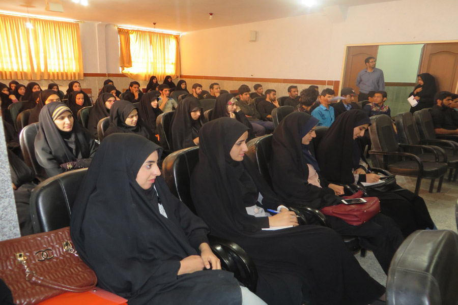 برگزاری کرسی تلاوت قرآن در دانشگاه علمی ـ کاربردی جهاددانشگاهی لرستان