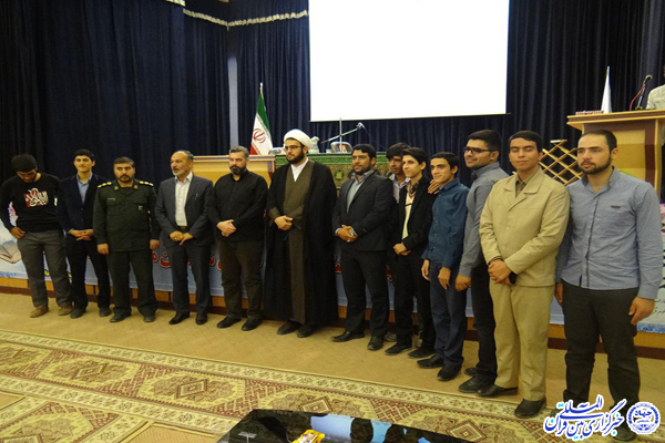 نشست «تبیین اسلام هراسی در غرب» در میبد برگزار شد+عکس