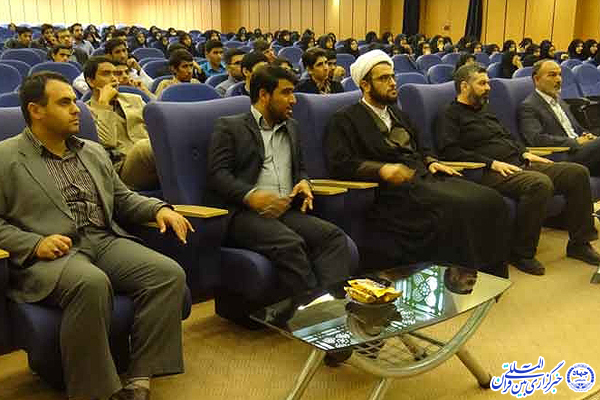 نشست «تبیین اسلام هراسی در غرب» در میبد برگزار شد+عکس