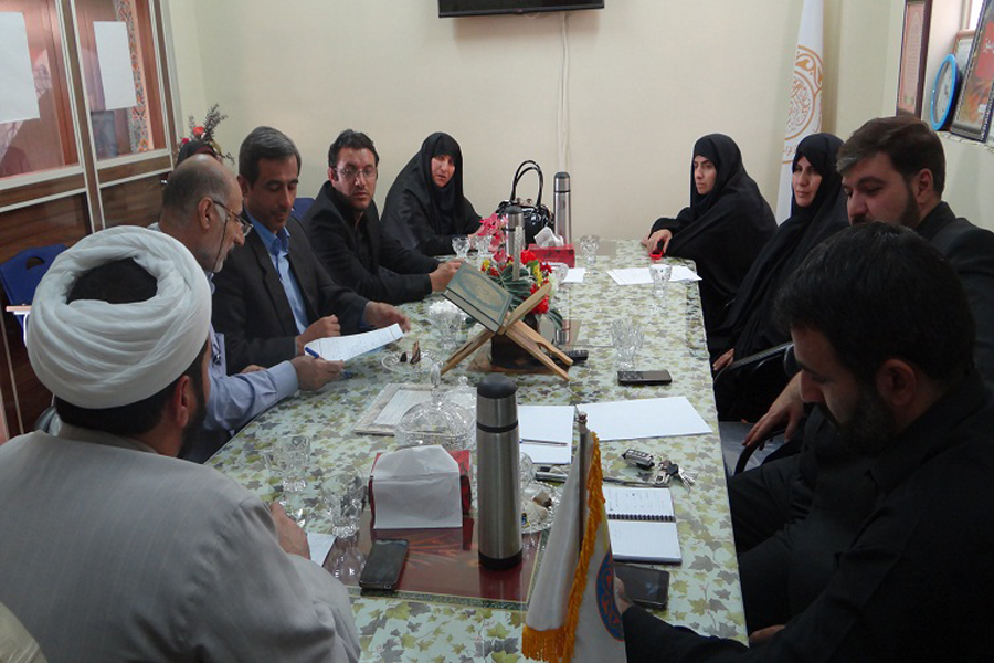 هفدمین جلسه هیئت مدیره اتحادیه مؤسسات قرآنی ـ مردمی لرستان + عکس