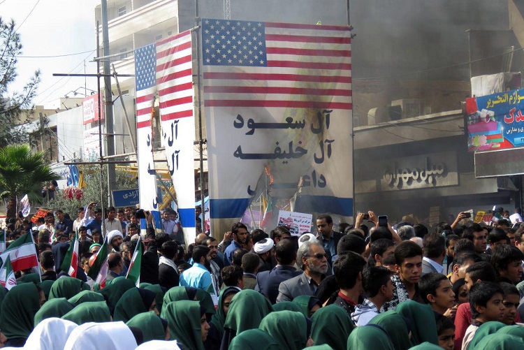 طنین فریاد « مرگ بر امریکا» در راهپیمایی 13 آبان زاهدان + تصاویر