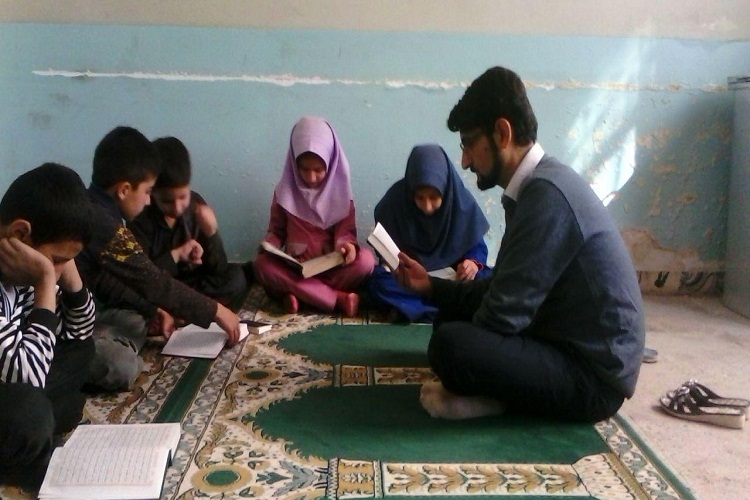از زمزمه محبت معلم تا جدی نگرفتن کرسی‌های تلاوت در قزوین/ جامعه قرآنی چه نظری برای بردن آبروی افراد دارند؟
