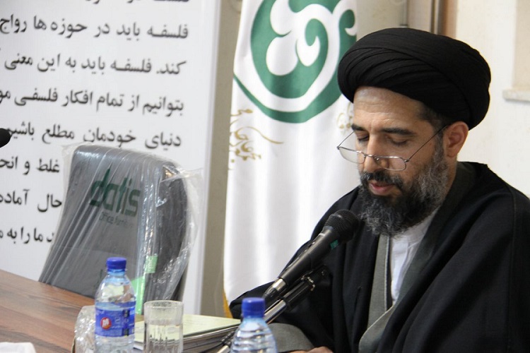 نشست تخصصی بررسی شخصیت علامه‌طهرانی در مشهد