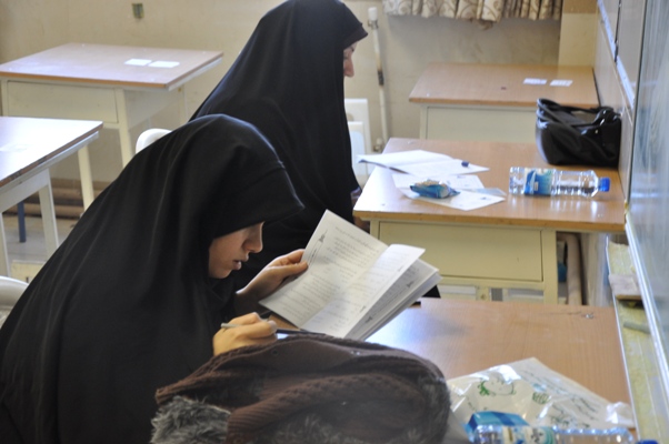 برگزاری پانزدهمین آزمون سراسری قرآن و عترت در آران و بیدگل