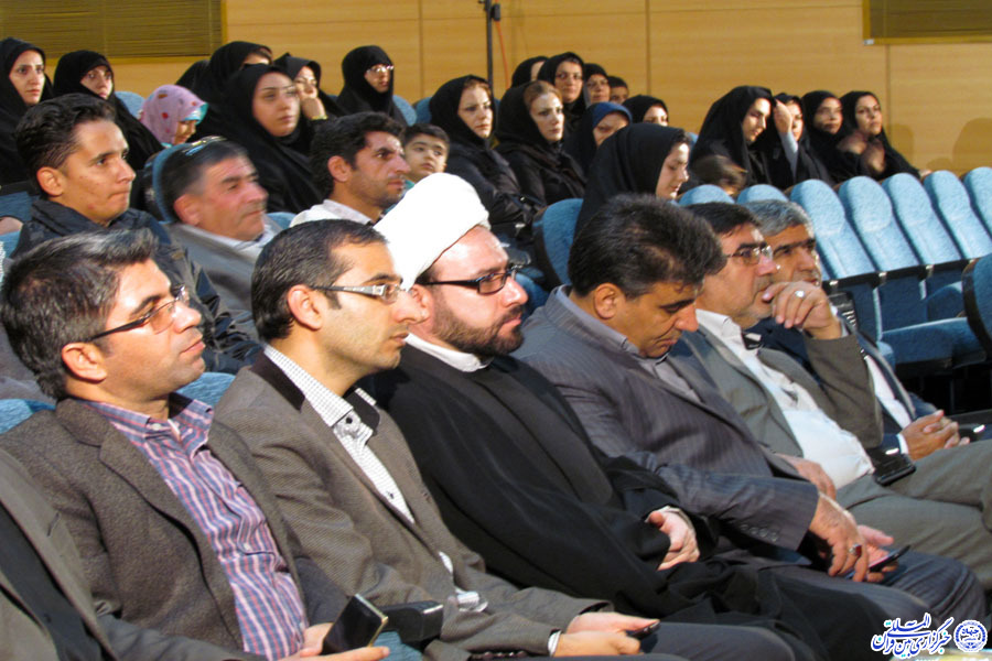 تجلیل از کتابداران نونه لرستان + عکس