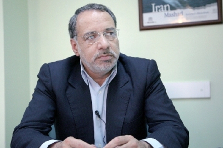 محمد جواد آرین‌منش، کارشناس مسائل سیاسی