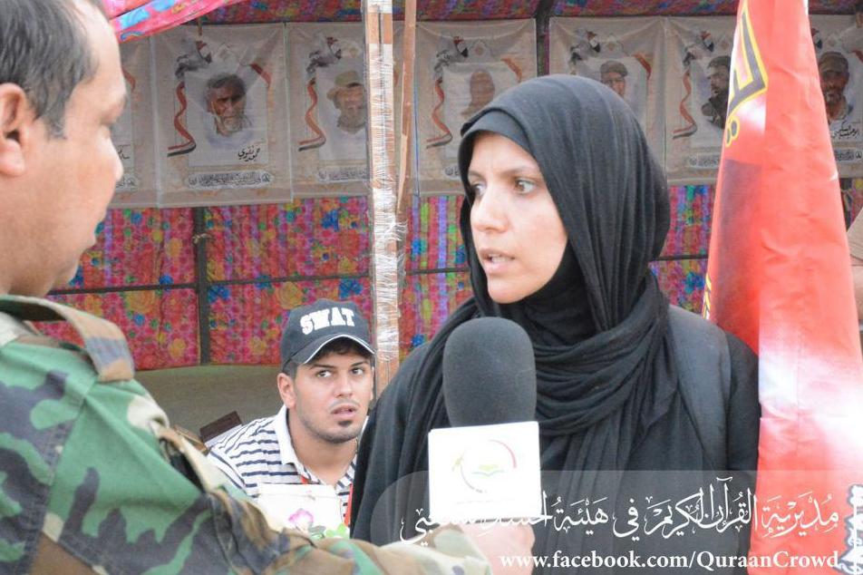 کنجکاوی زائر آمریکایی درباره خیمه‌های قرآنی اربعین + عکس