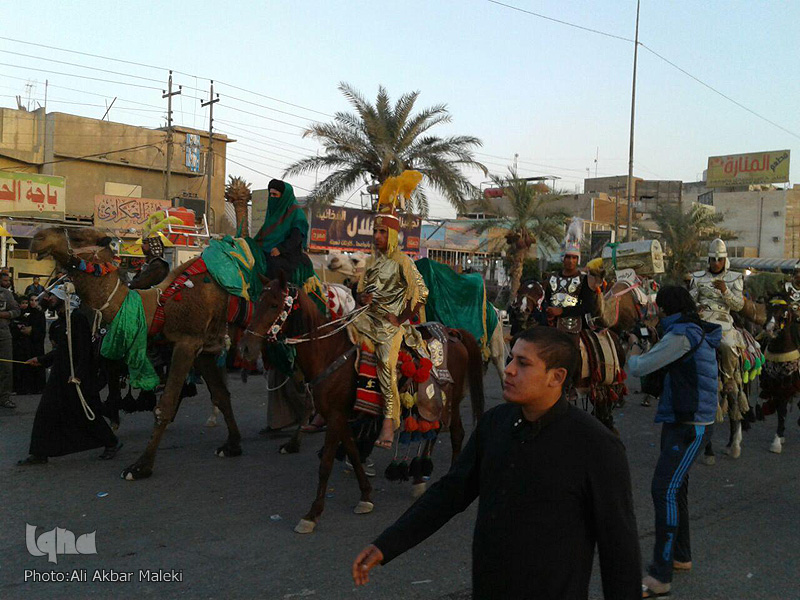 نمايش نمادين اسرای كربلا در نجف اشرف