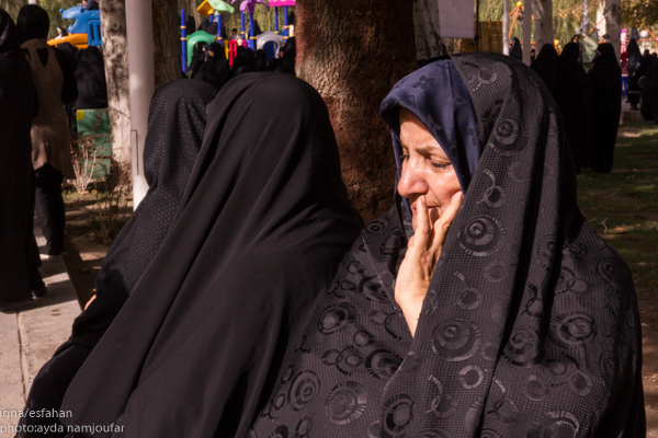 مسافران کربلا می آیند