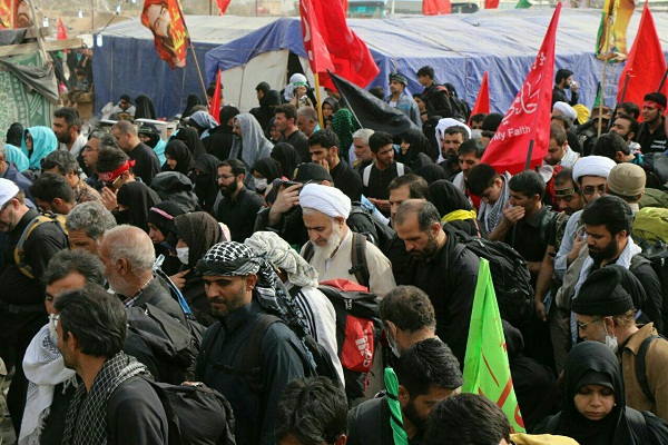 حضور آیت‌الله عابدینی در راهپیمایی اربعین + عکس