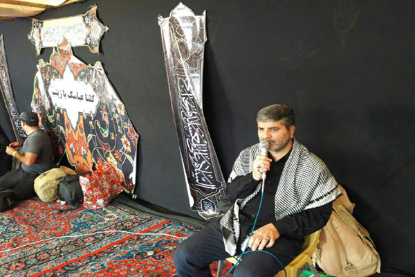 تلاوت استاد رحمانی در موکب انصار الولایه تلاوت استاد رحمانی در موکب انصار الولایه