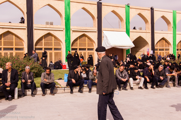 اجتماع عظیم عزاداران حسینی در میدان امام علی اصفهان
