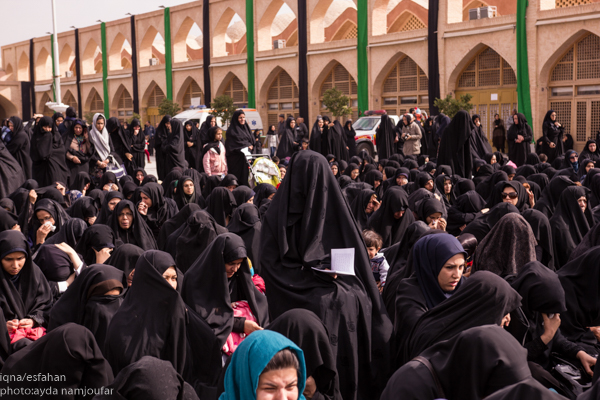 اجتماع عظیم عزاداران حسینی در میدان امام علی اصفهان