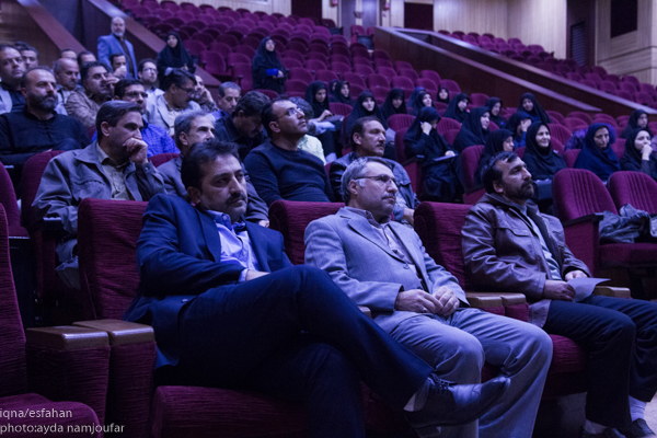 کارگاه مهارت های زندگی قرآنی با موضوع سبک زندگی قرآنی در رعایت اصول تغذیه با حضور اساتید،دانشجوبان و کارکنان دانشگاه اصفهان ،سه شنبه 4 آبان ماه 1395 در تالار دکتر شریعتی ،واقع در دانشگاه اصفهان برگزار شد.