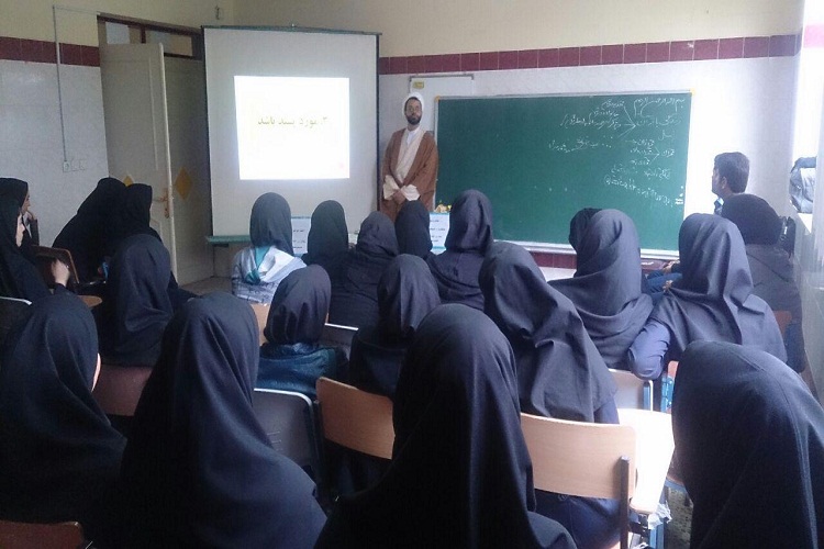 برگزاری کارگاه های آموزش قرآن در نقاط مختلف گیلان