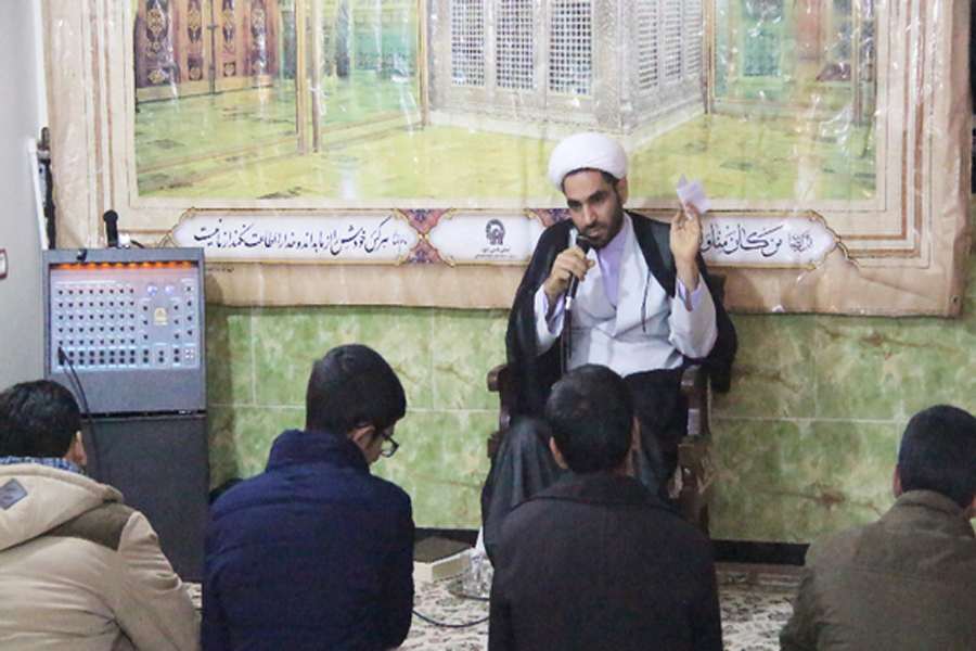 مراسم شب شهادت امام رضا(ع) در کوهدشت + عکس