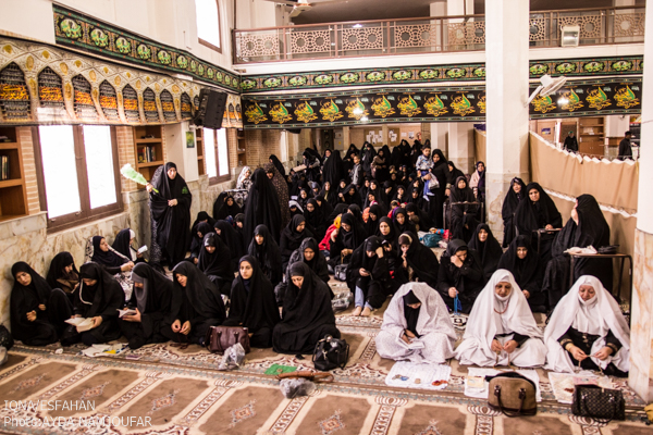 مراسم عزاداری امام رضا (ع) در حرم حضرت زینب اصفهان