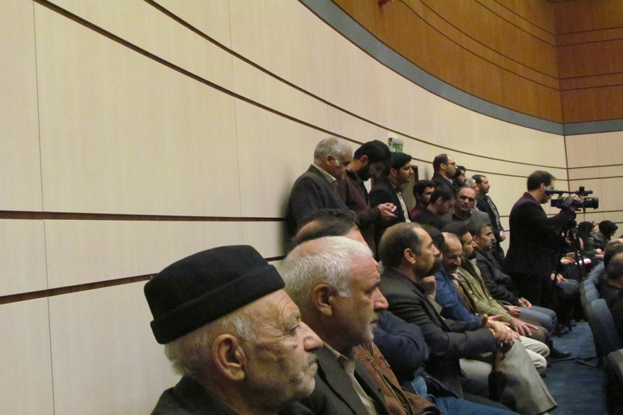 رونمایی کتاب «بلدچی» در خرم‌آباد