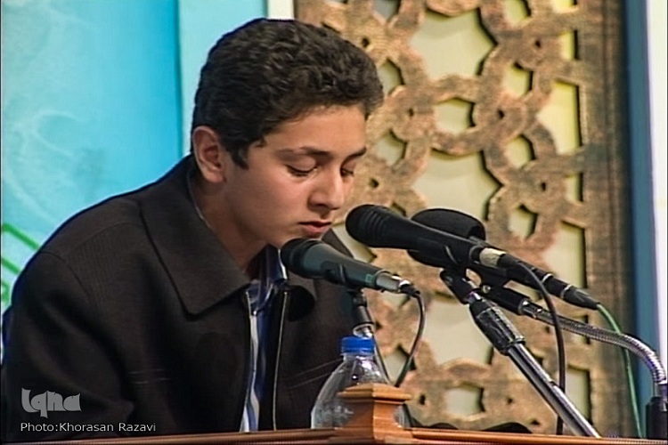 زندگی قرآنی جوان دانشجو / تلاوت در حرم رضوی، هدفی که مایه افتخار جوان دانشجوی قرآنی شد