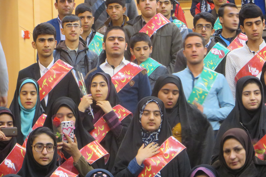 تجلیل از 101 دانش‎آموز نخبه لرستان + عکس