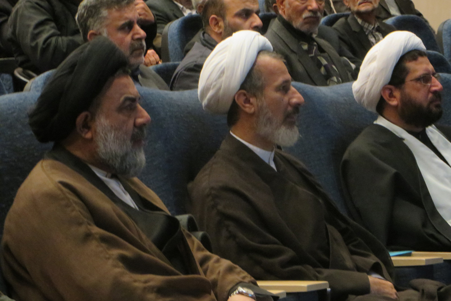 برگزاری کنگره «شعر عاشورایی» در لرستان + عکس
