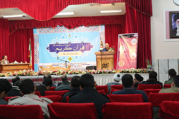 تحول ادبیات فارسی در ابعاد مختلف مرهون قرآن است