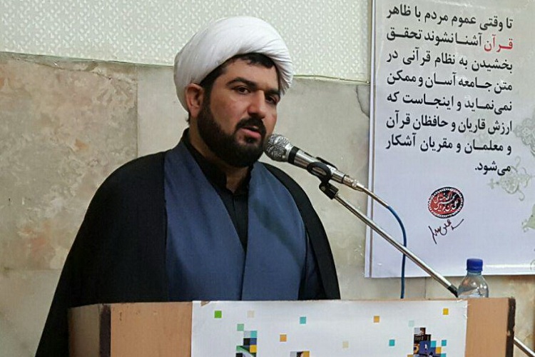 پیمان ایازی به عنوان نماینده قرآنی کشور به یکی از کشورهای اسلامی اعزام می‌شود