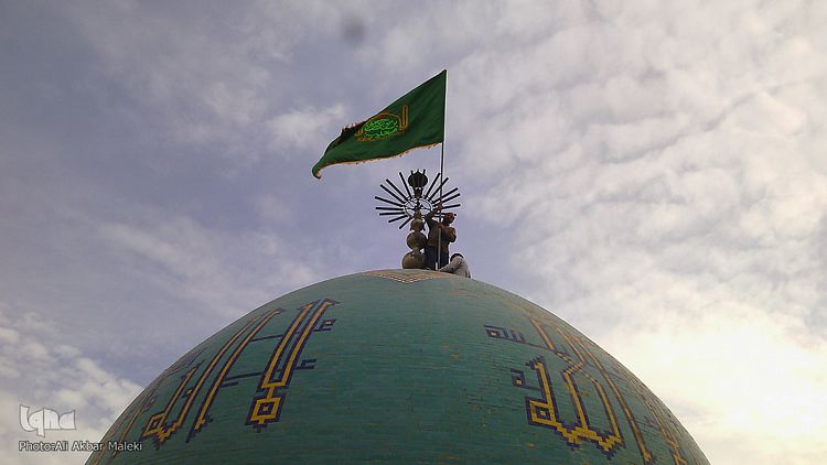 مراسم غبار روبی و تعویض پرچم آستان مقدس امامزاده شعیب(ع)+عکس
