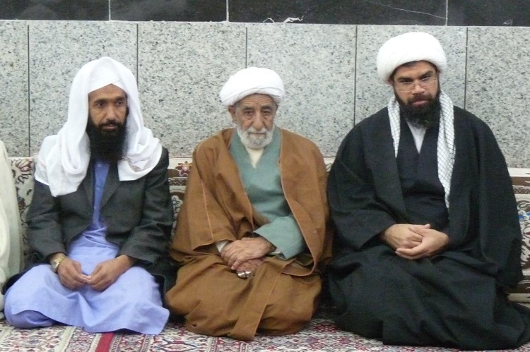 نشست مشترک علمای شیعه و سنی زابل برگزار شد + عکس