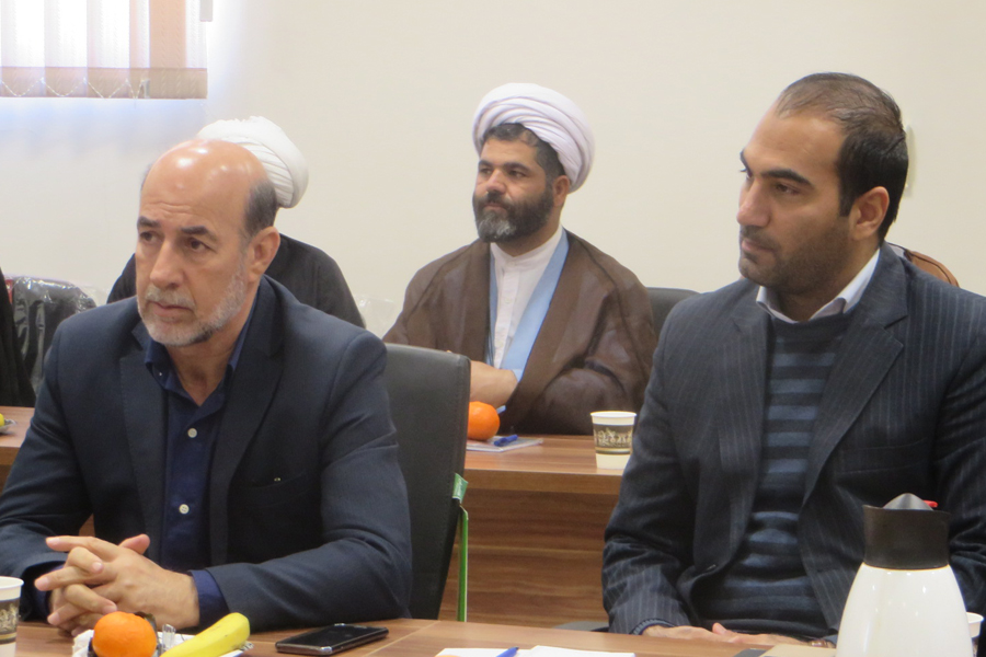 برگزاری نشست هم‌اندیشی وحدت حوزه و دانشگاه در لرستان + عکس