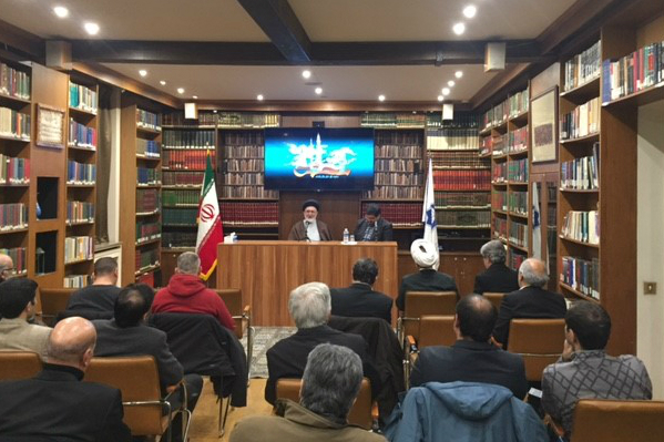 بررسی پیام رهبر معظم انقلاب با حضور قاضی‌عسگر در پاریس + عکس