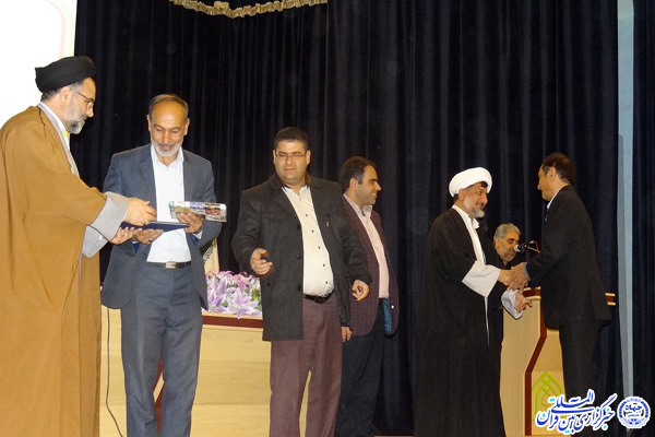برگزاری اولین همایش ملی «قرآن و علوم انسانی» در میبد+عکس