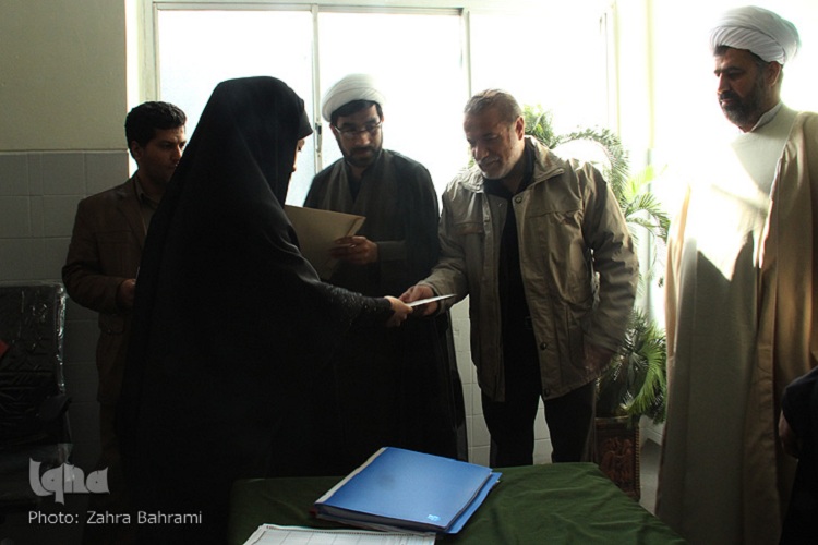اعطای گواهی نامه اعطای گواهی نامه