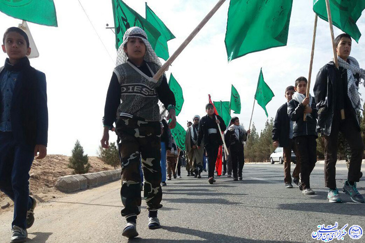 عکس: کاروان پیاده شهدای گمنام در یزد