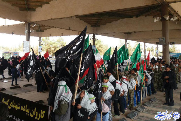 عکس: کاروان پیاده شهدای گمنام در یزد