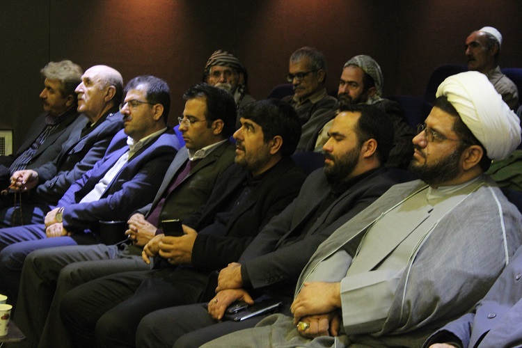 همایش وقف و رسانه در کردستان + عکس