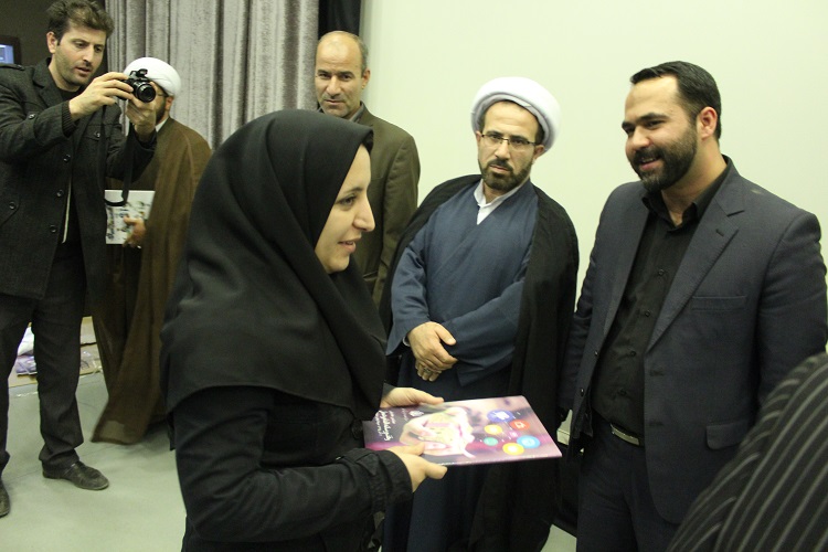 همایش وقف و رسانه در کردستان + عکس