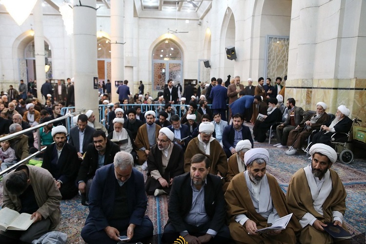 مراسم هفتمین شب دفن آیت‌الله ابن الرضا برگزار شد