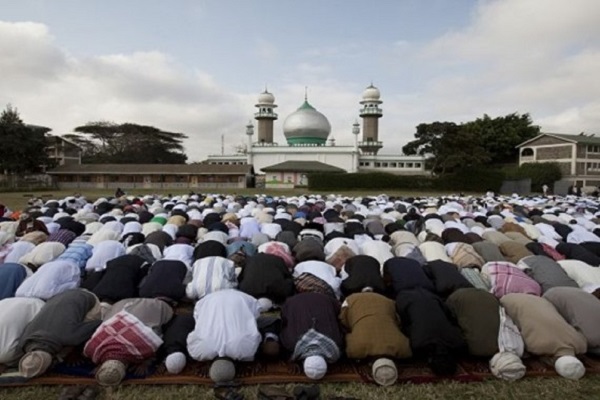تظاهرات اعتراض‌آمیز هزاران کنیایی علیه تخریب مسجد