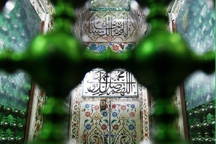 برپایی جشن تحویل سال نو در 12 بقعه متبرکه کرمانشاه / حضور 15 هزار نفر در بقاع متبرکه استان برپایی جشن تحویل سال نو در 12 بقعه متبرکه کرمانشاه / حضور 15 هزار نفر در بقاع متبرکه استان