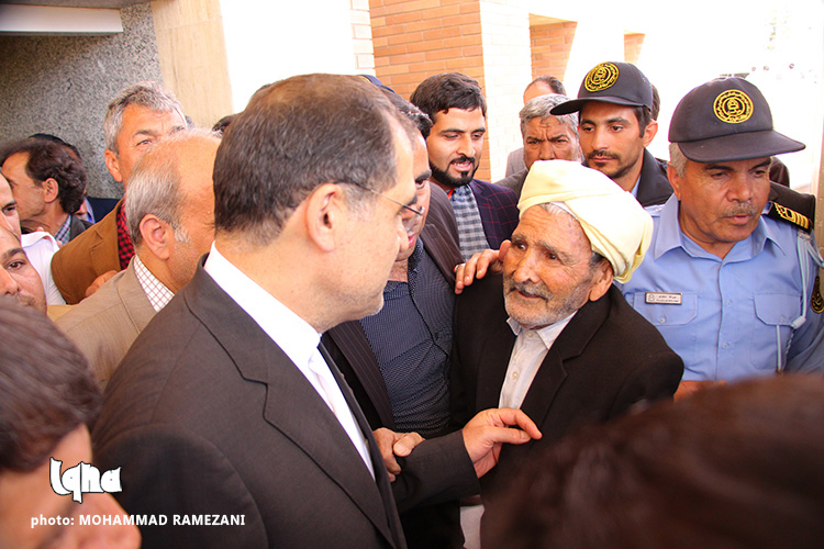 سفر وزیر بهداشت به فردوس