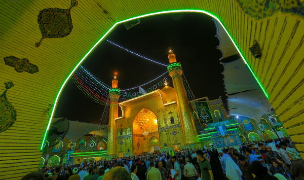 آذين‌بندی حرم اميرمومنان(ع) در آستانه سيزده رجب