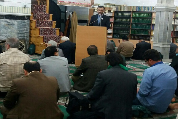 فوری///کرسی تلاوت قرآن در فردیس کرج برگزار شد فوری///کرسی تلاوت قرآن در فردیس کرج برگزار شد