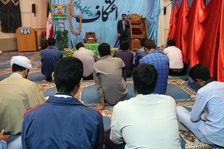 اعتکاف دانشجویی یکی از رویشهای انقلاب اسلامی است/ حضور ۳۰۰ نفر از دانشگاهیان گناباد در مراسم اعتکاف اعتکاف دانشجویی یکی از رویشهای انقلاب اسلامی است/ حضور ۳۰۰ نفر از دانشگاهیان گناباد در مراسم اعتکاف