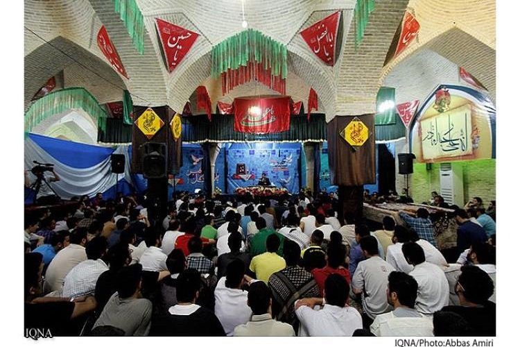 علت حضور گسترده جوانان در اعتكاف چیست/ معتكفان جوان از ایام خودسازی می‌گویند