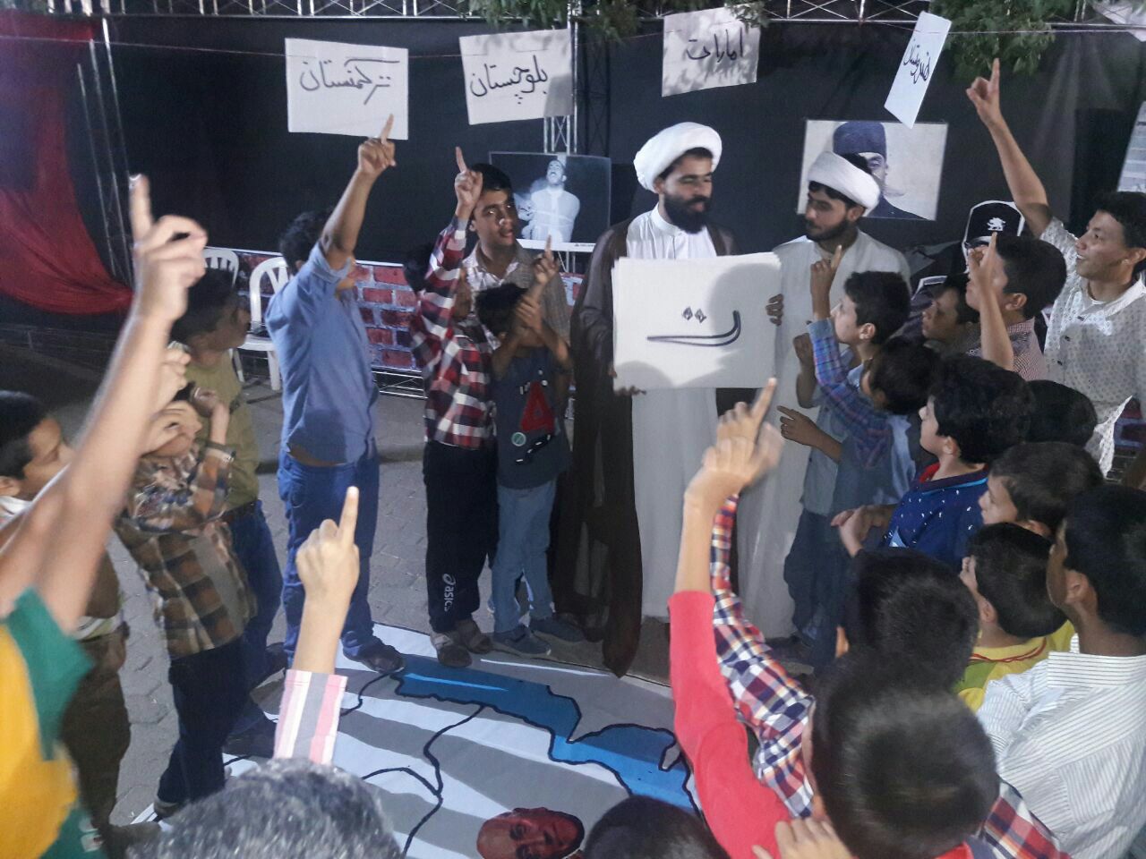 وقتی روحانیان آستین بالا می‌زنند؛ عروسک‌گردانی از خیانت تا ظهور