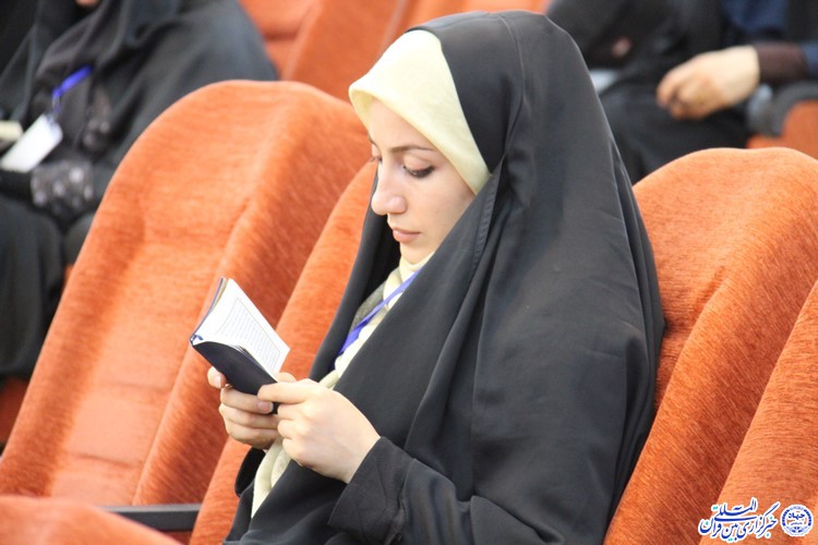 جشنواره قرآن و عترت دانشجویان مناطق پنج، شش و 10 کشور در دانشگاه شهرکرد