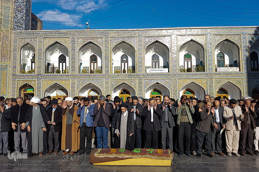 پیکر پیشکسوت قرآن کریم در حرم رضوی آرام گرفت