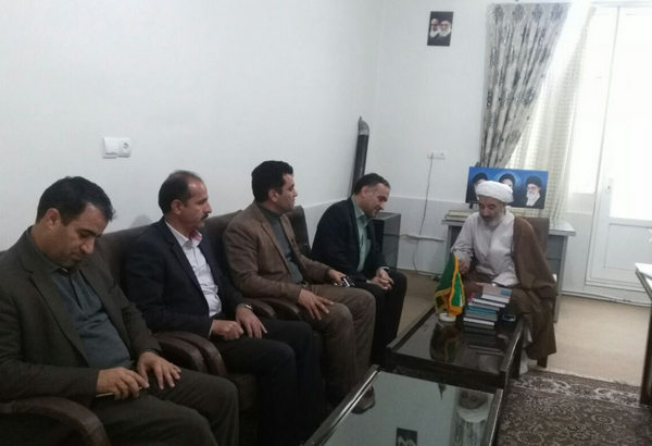 گزارش تصویری مراسم تقدیر از دانش&zwnj;آموزان موفق کوهدشتی در مسابقات فرهنگی و قرآنی